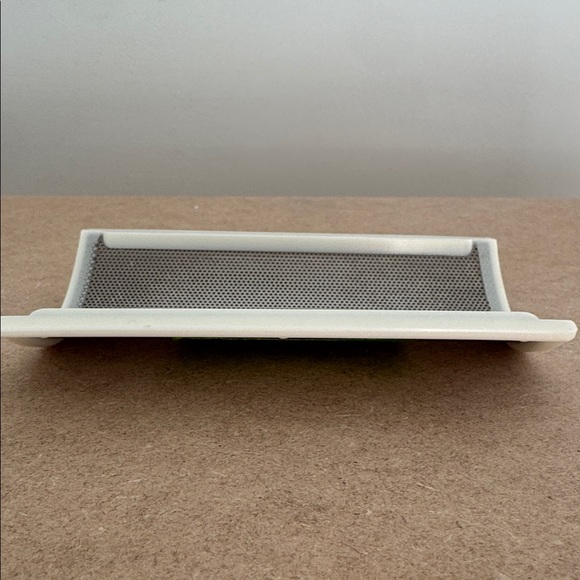 Champion Juicer Standard juicer screen – less pulp than the large hole screen - Picture 3 of 4